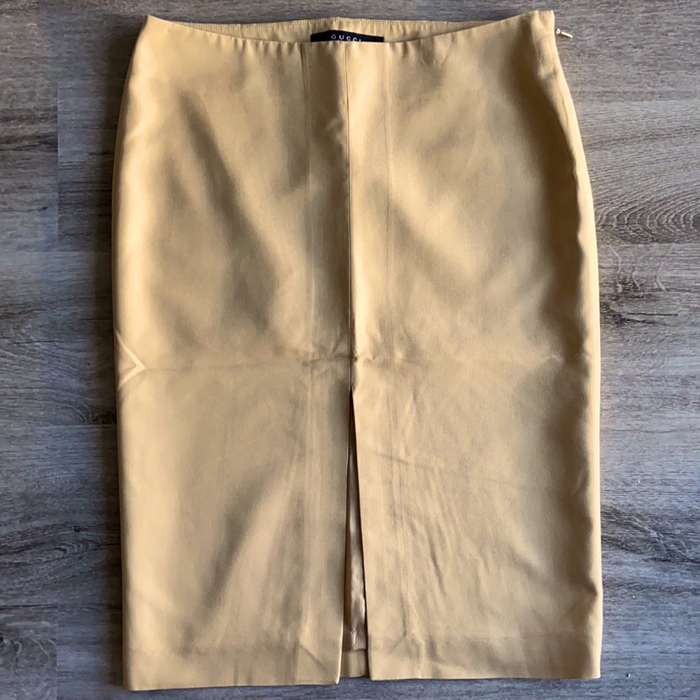 Gucci silk pencil skirt with silk lining, European 38 (S in US).